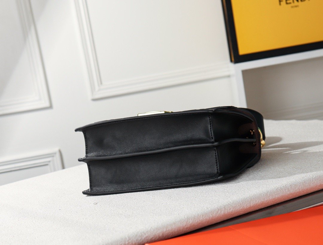 EN - New Arrival Bags FEI 070