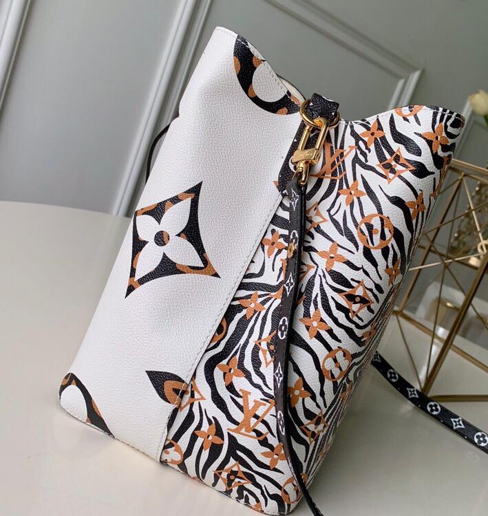 SAMC - LOV Bags - 2913