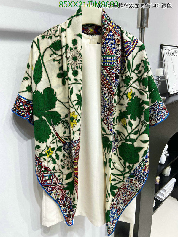 SAMC - HMS Scarves - 029