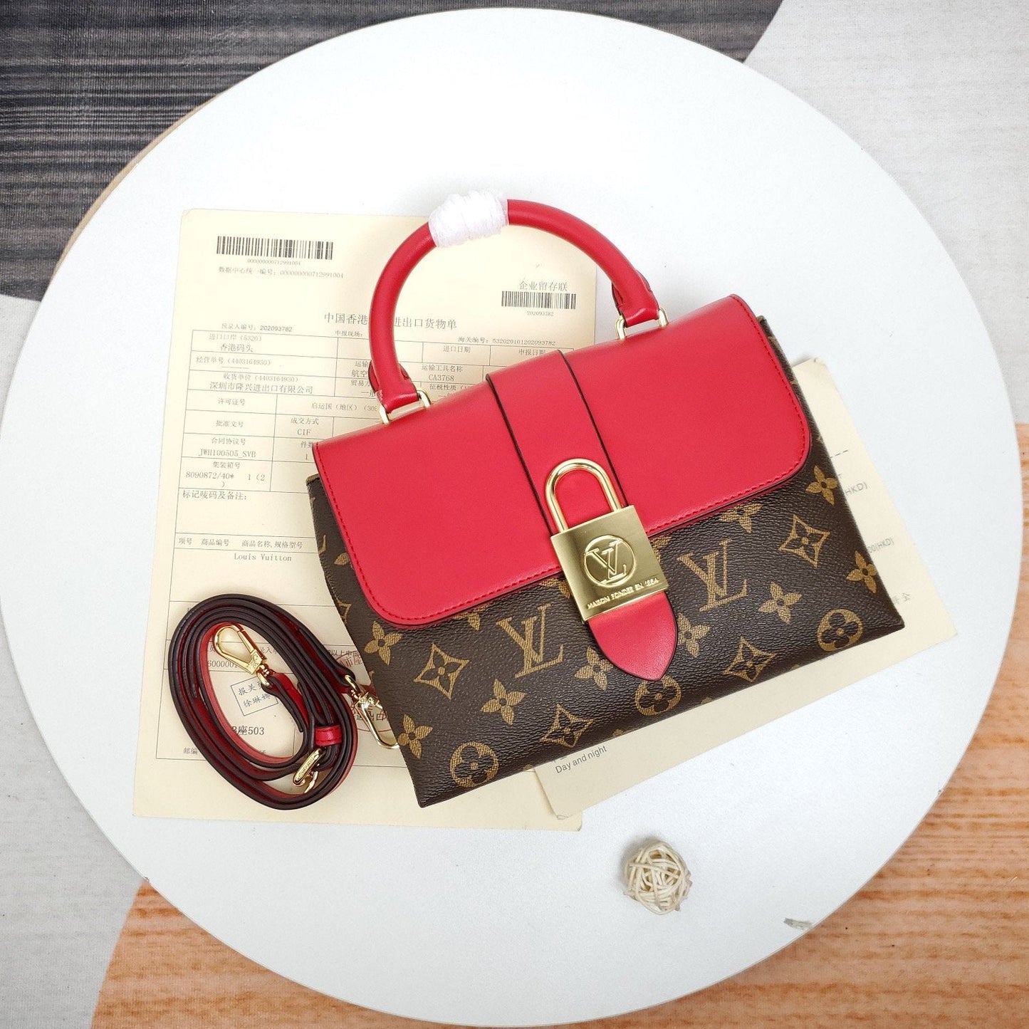 EN - New Arrival Bags LUV 215