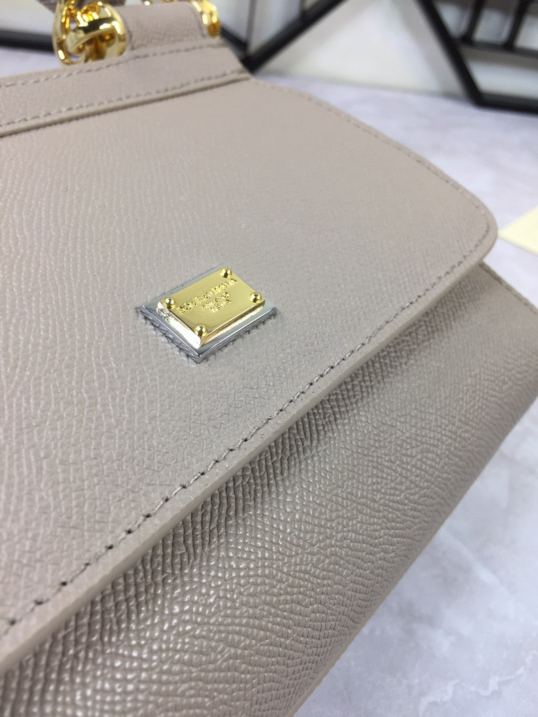 GLAMI MeGLAMIum Sicily Handbag In Dauphine Grey For Women 10.2in/26cm GLAMI GLAMI4347A100187195