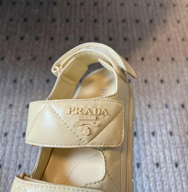 GlamyWomen Shoes - 150