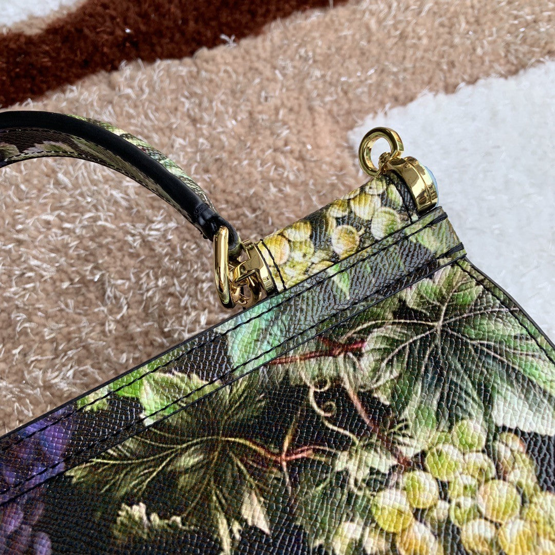 GLAMI MeGLAMIum Sicily Handbag Unique Print Motifs Muticolour For Women 10.2in/26cm GLAMI