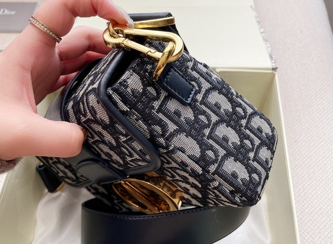 EN - New Arrival Bags DIR 042