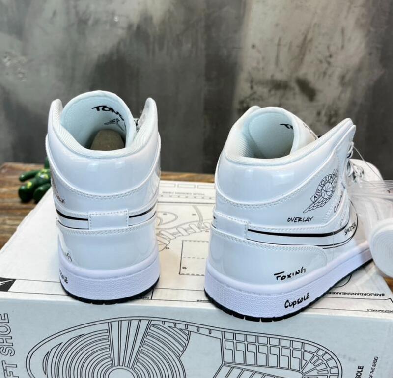 SAMC - NKE Shoes - 907