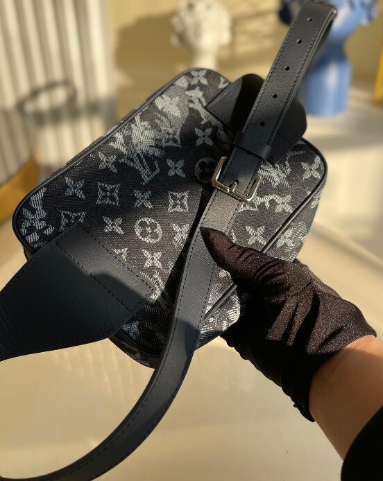 SAMC - LOV Bags - 2593