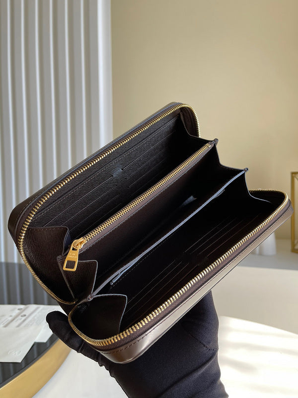 LOV2 Bags - Luxurious Bags  2361