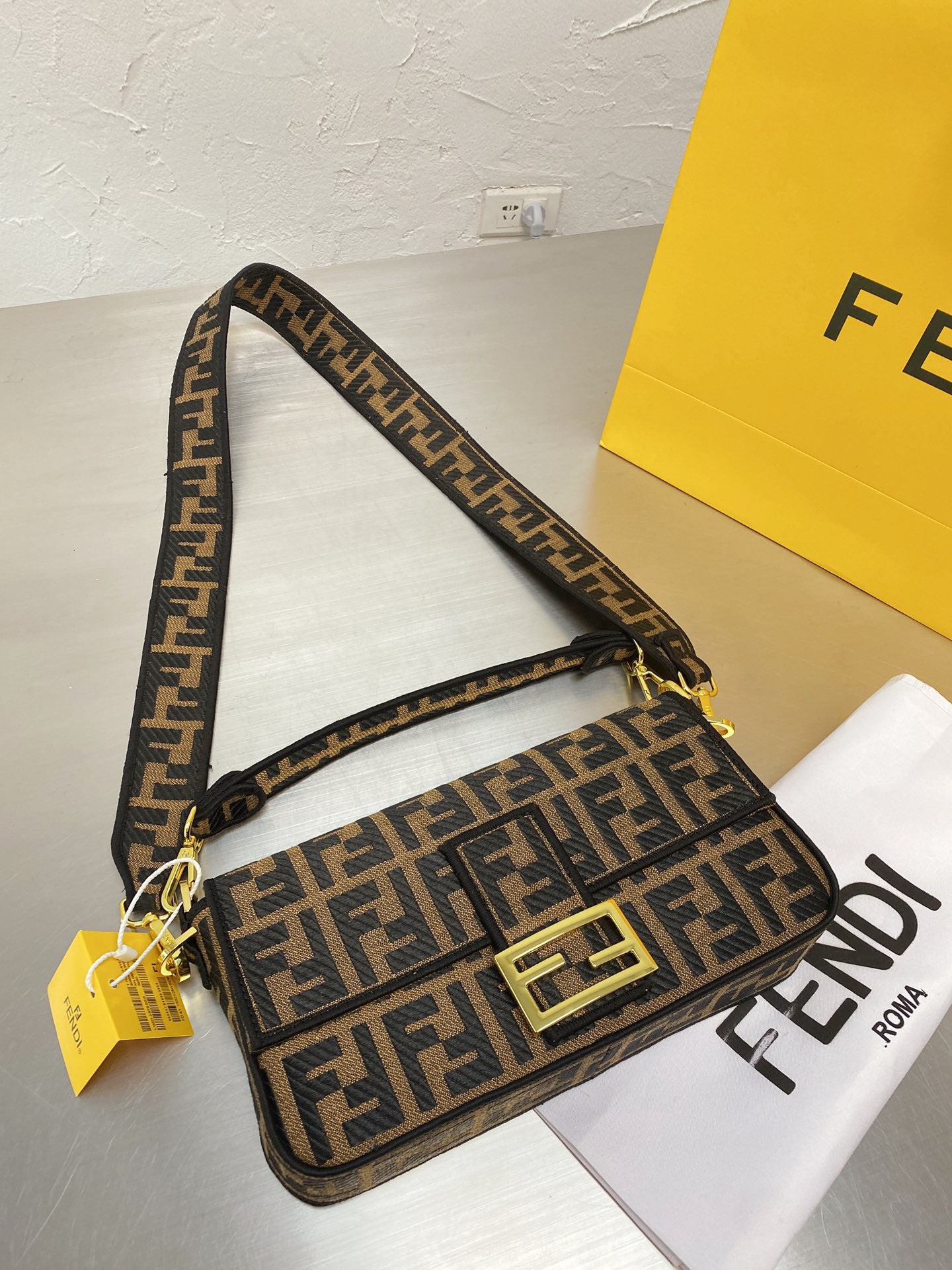 EN - NEW Arrival Bags FEI 133