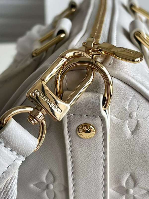 LOV2 Bags - Luxurious Bags  1126