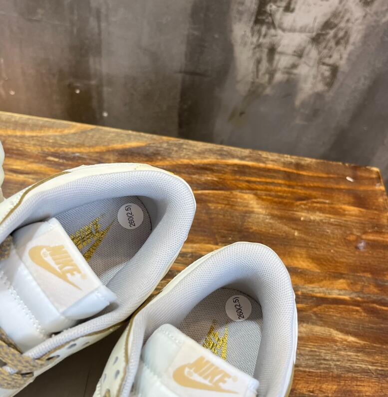 SAMC - NKE Shoes - 248