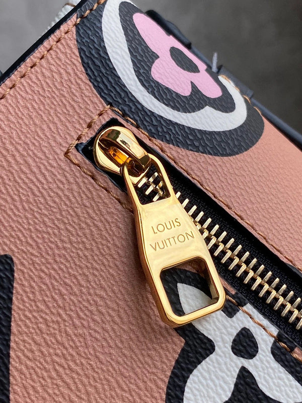 LOV2 Bags - Luxurious Bags  1432