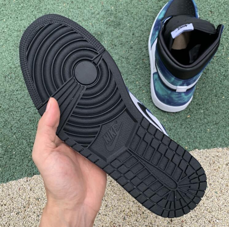 SAMC - NKE Shoes - 1547
