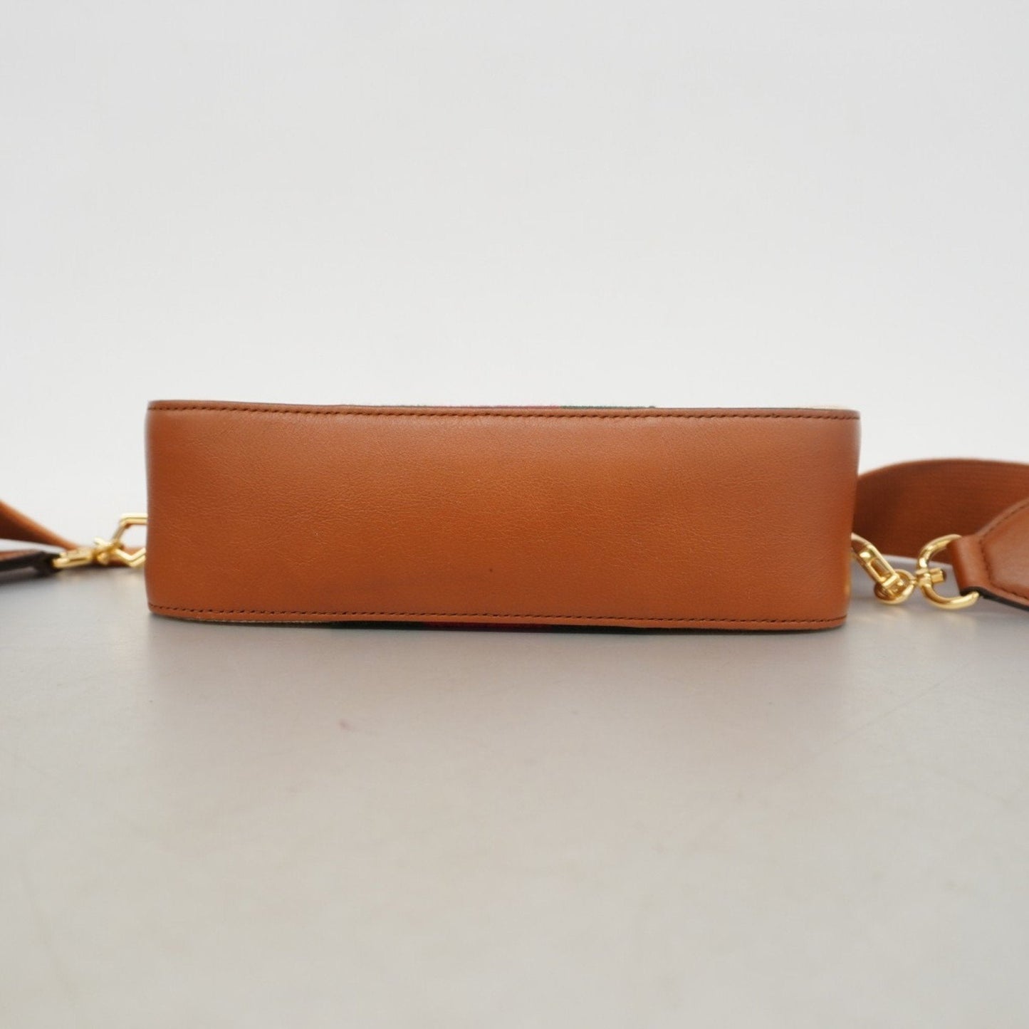 Gucci    Color Canvas Leather Shoulder Bag (Pre-Owned)