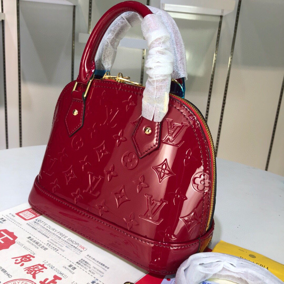 EN - New Arrival Bags LUV 058