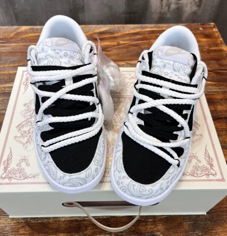 SAMC - NKE Shoes - 837