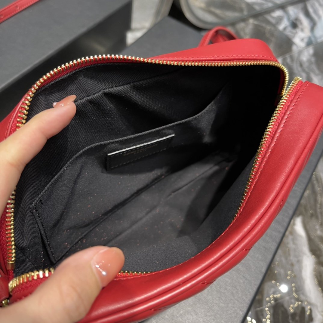 GLAMI Lou Camera Bag Red With Gold Toned Hardware For Women 9in/23cm YSL 612544DV7076008