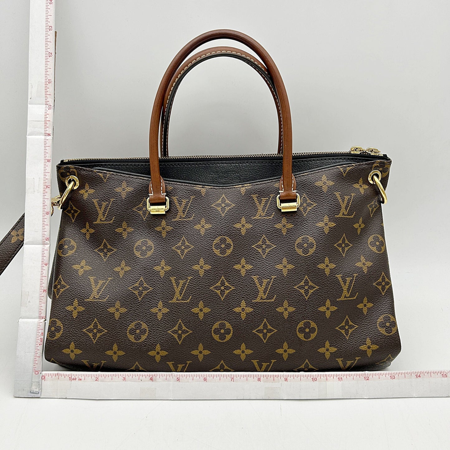 GLM-Monogram Pallas Black LA16606
