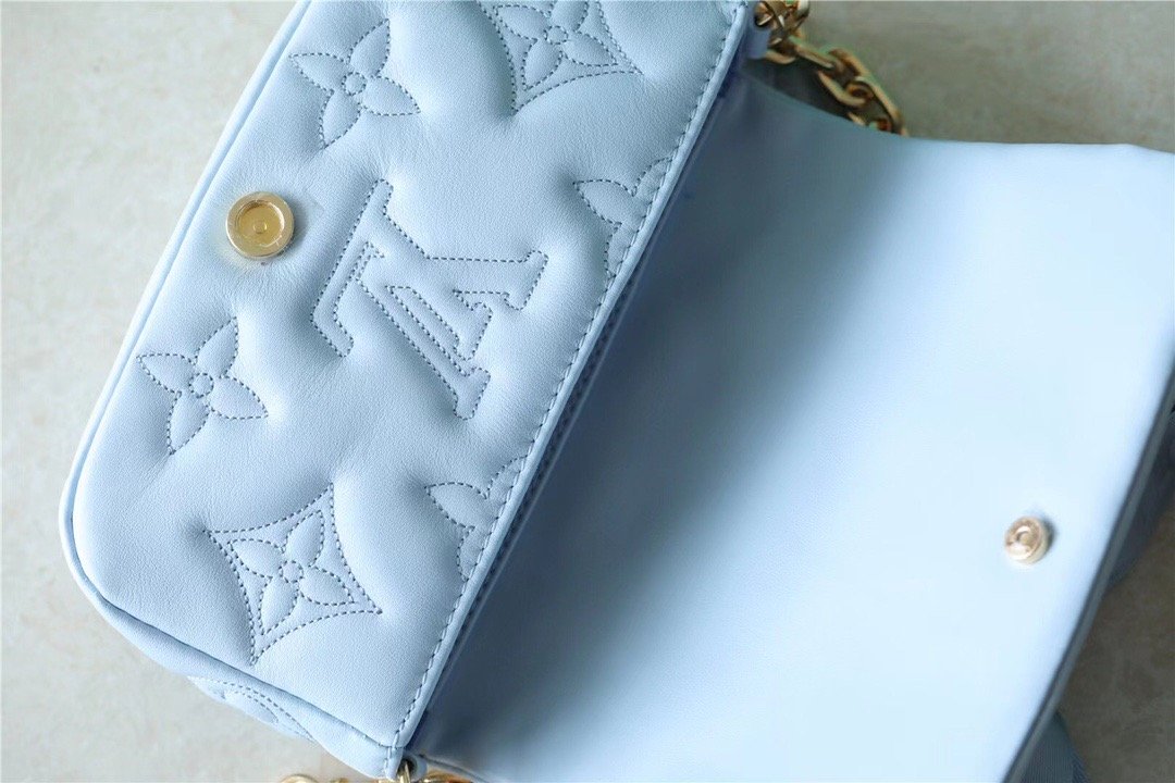 LV Wallet On Strap BuGLAMIlegram Monogram In Wallets and Small Leather Goods For Women Bleu Glacier Blue 7.9in/20cm LV M81399