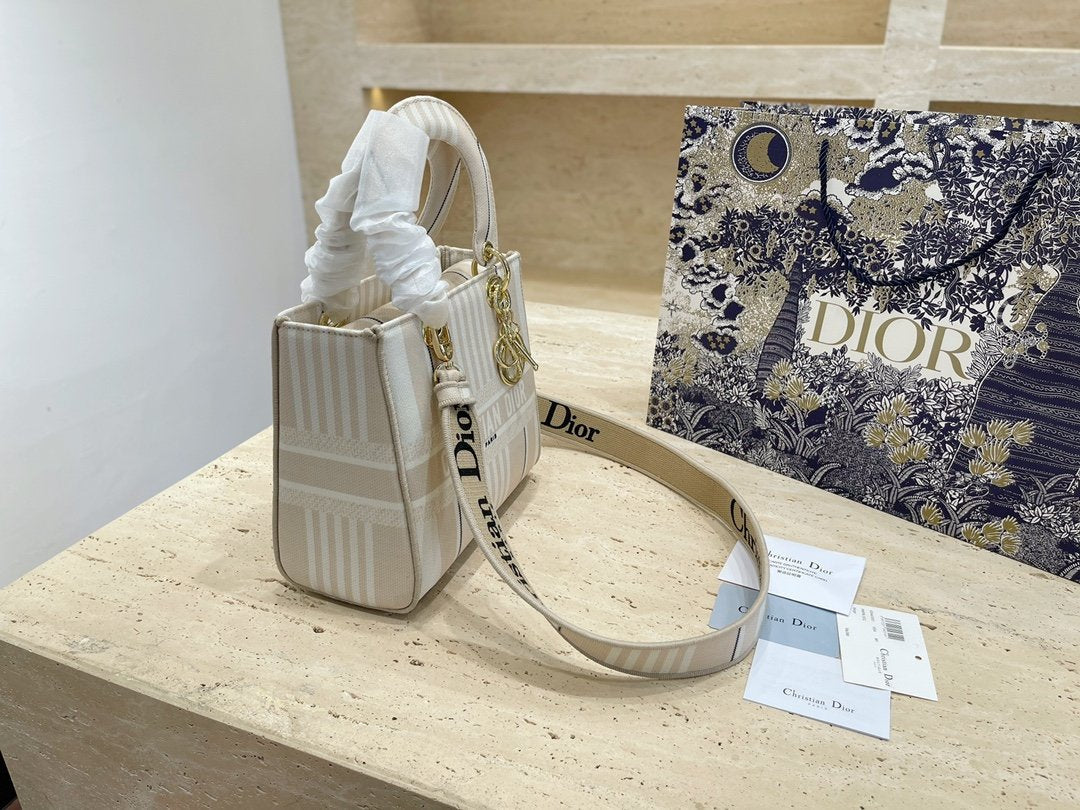 EN - New Arrival Bags DIR 330