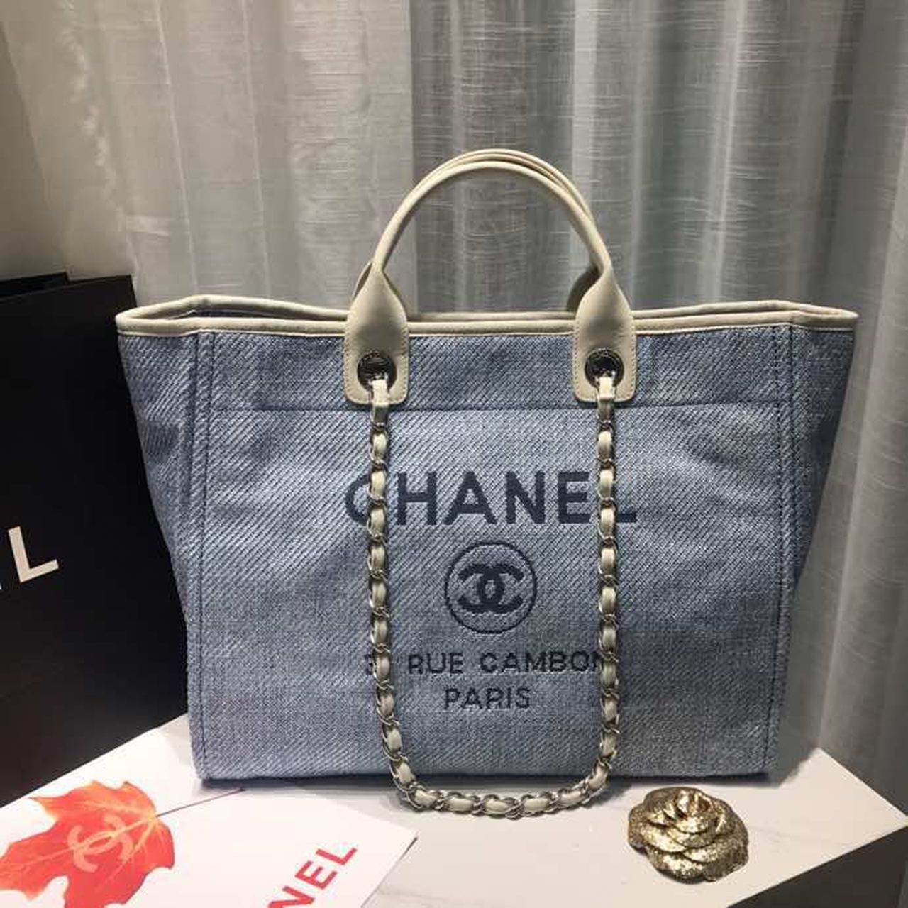 CHL Deauville Tote Canvas Bag Light Grey For Women Handbags, Shoulder Bags 15in/38cm A66941
