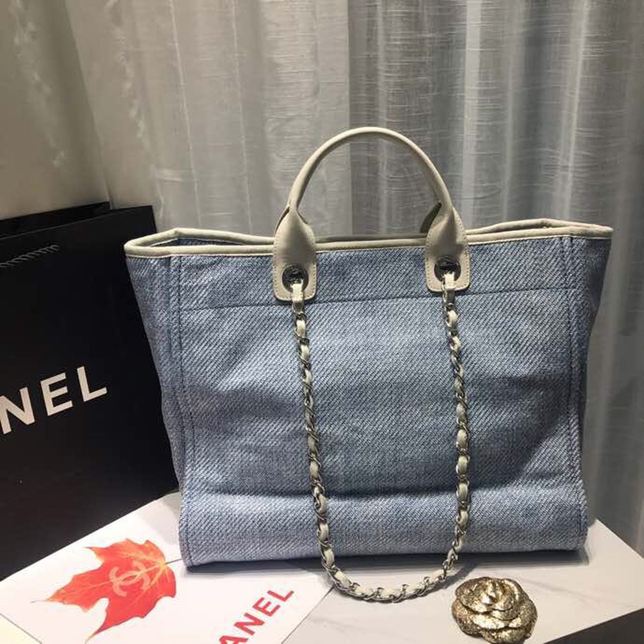 CHL Deauville Tote Canvas Bag Light Grey For Women Handbags, Shoulder Bags 15in/38cm A66941