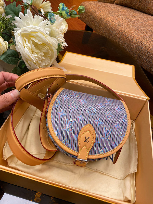 LOV2 Bags - Luxurious Bags  1086