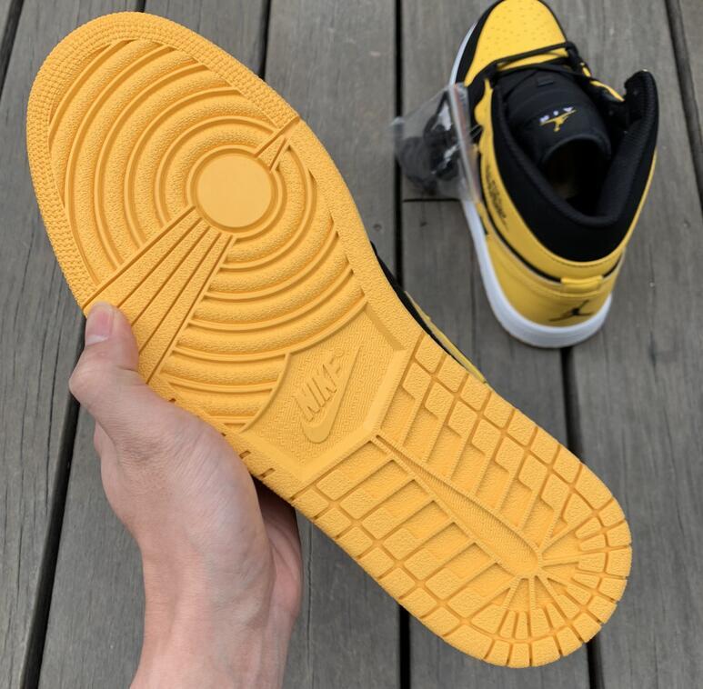 SAMC - NKE Shoes - 1483