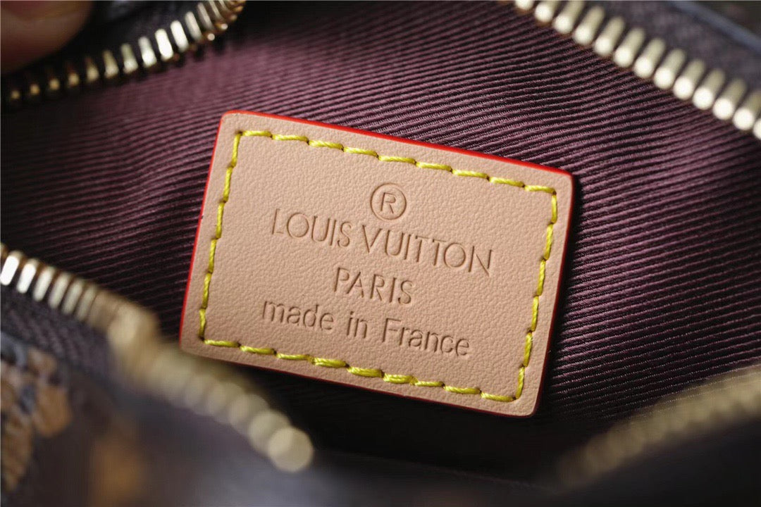 LV Side Trunk PMÃ‚Â Monogram Canvas For Women, WomenÃ¢â‚¬â„¢s Bags, Shoulder And Crossbody Bags 8.3in/21cm LVÃ‚Â 