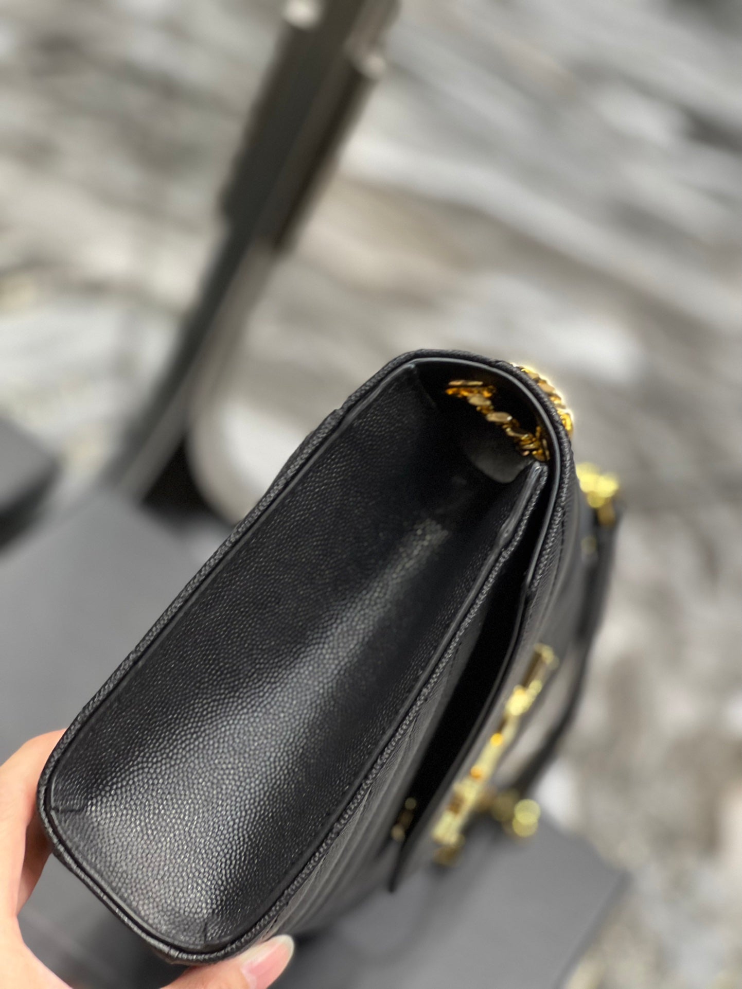 GLAMI College MeGLAMIum Chain Bag Black Gold Toned Hardware For Women 9.4in/24cm YSL 600279BRM071000
