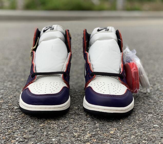 SAMC - NKE Shoes - 1425
