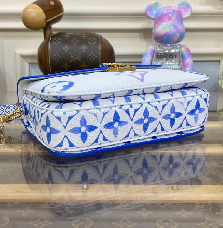 SAMC - LOV Bags - 1030