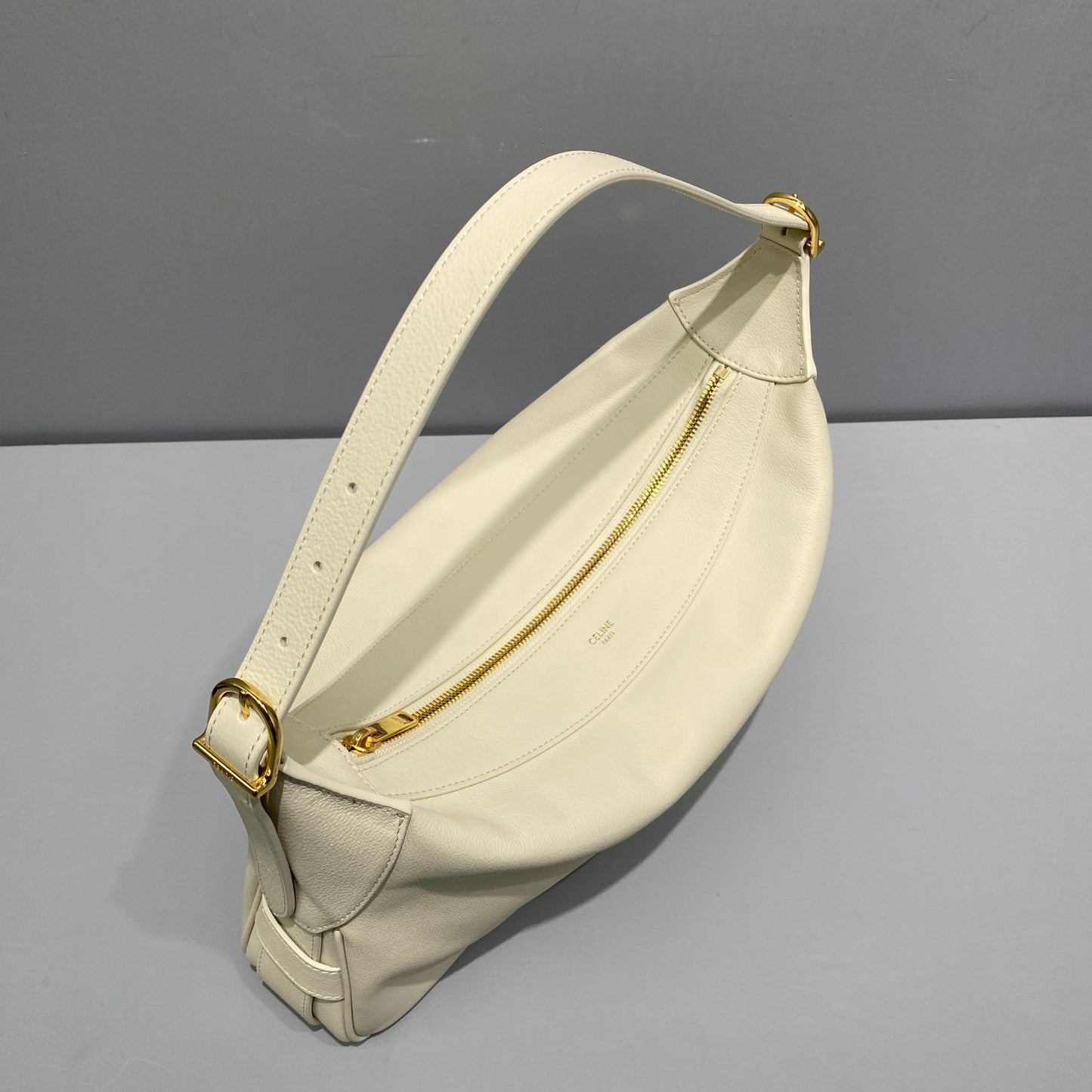 GLAMI MeGLAMIum Romy In Supple White For Women 13in/34cm 197443DPJ.01RC