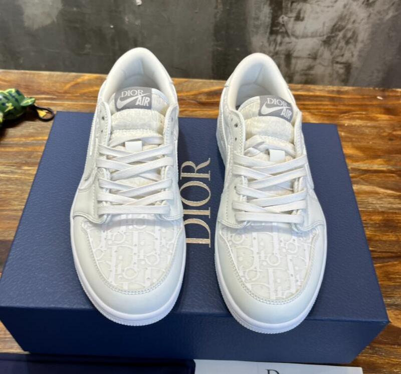 SAMC - NKE Shoes - 470