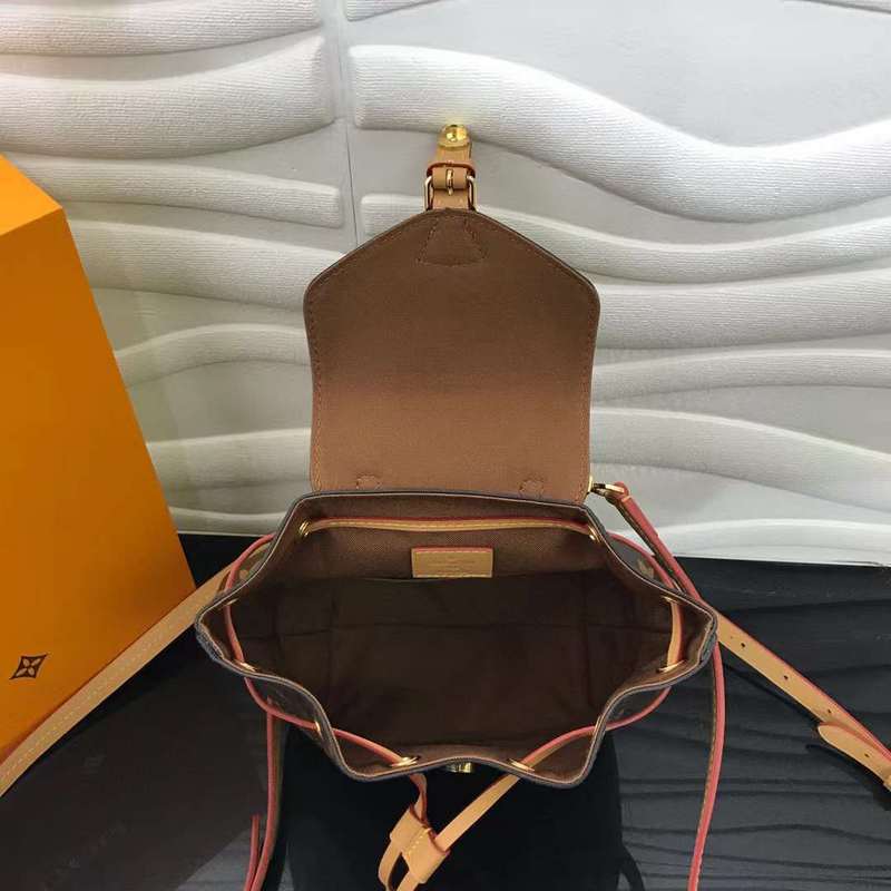 LOV2 Bags - Luxurious Bags  1128