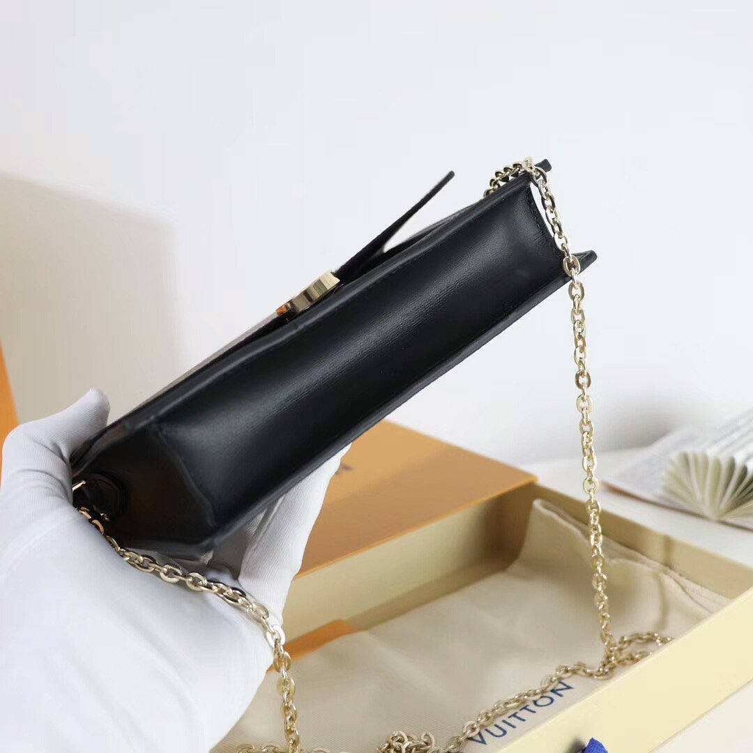 EN - New Arrival Bags LUV 152