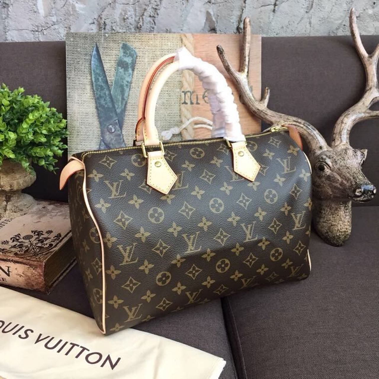 LV Speedy 30 Monogram Canvas For Women, WomenÃ¢â‚¬â„¢s Handbags 11.8in/30cm LV M41108