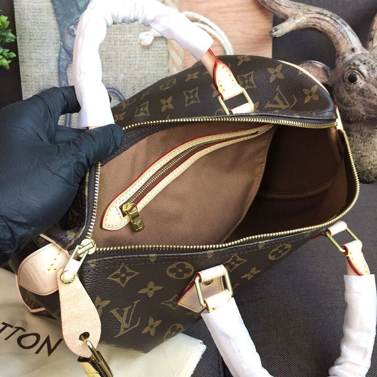 LV Speedy 30 Monogram Canvas For Women, WomenÃ¢â‚¬â„¢s Handbags 11.8in/30cm LV M41108