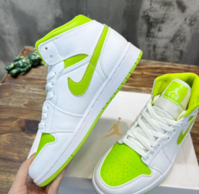 SAMC - NKE Shoes - 908