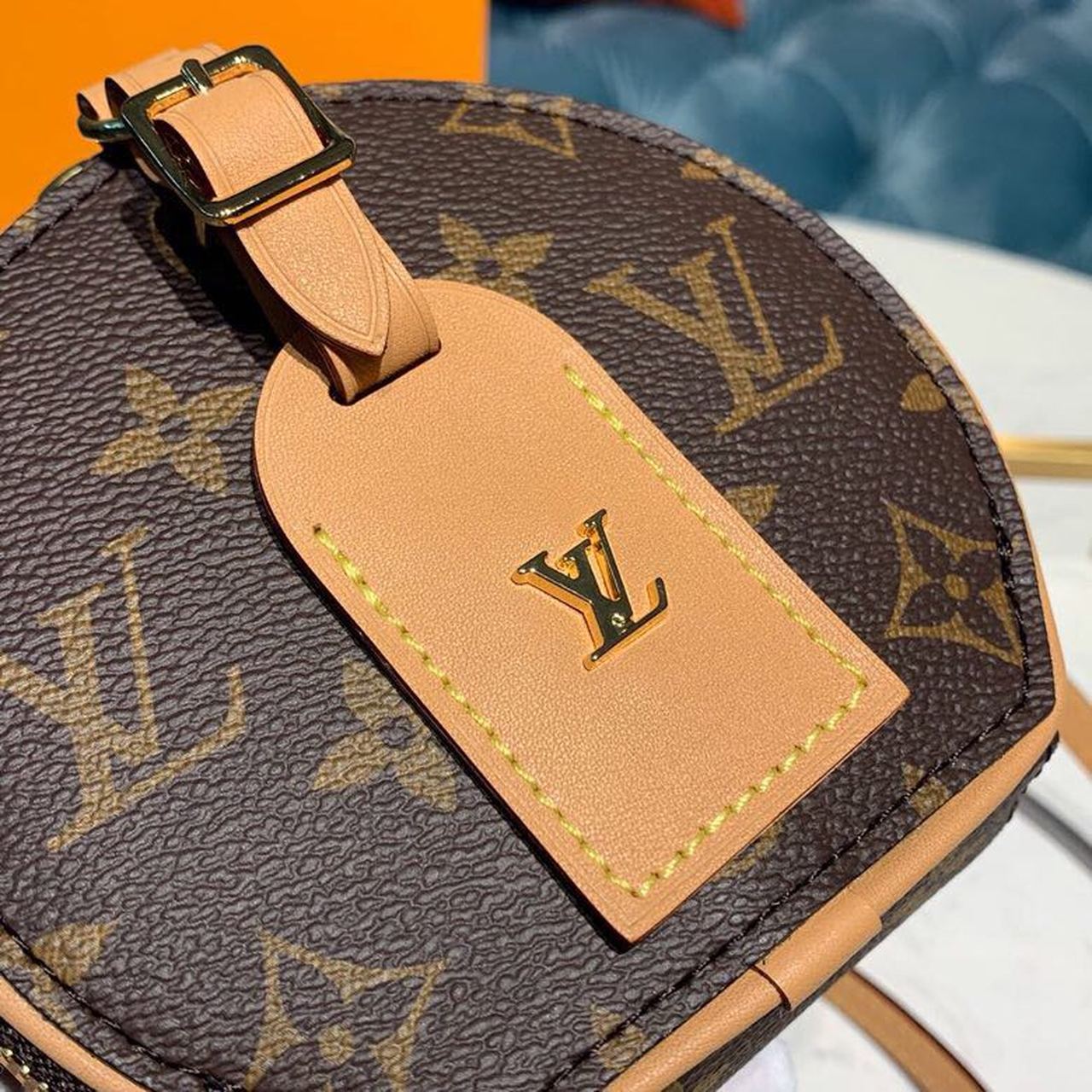 LV Mini Boite Chapeau Monogram Canvas For Women, WomenÃ¢â‚¬â„¢s Chain And Strap Wallet, Shoulder And Crossbody Wallet 5.1in/13cm LV M44699