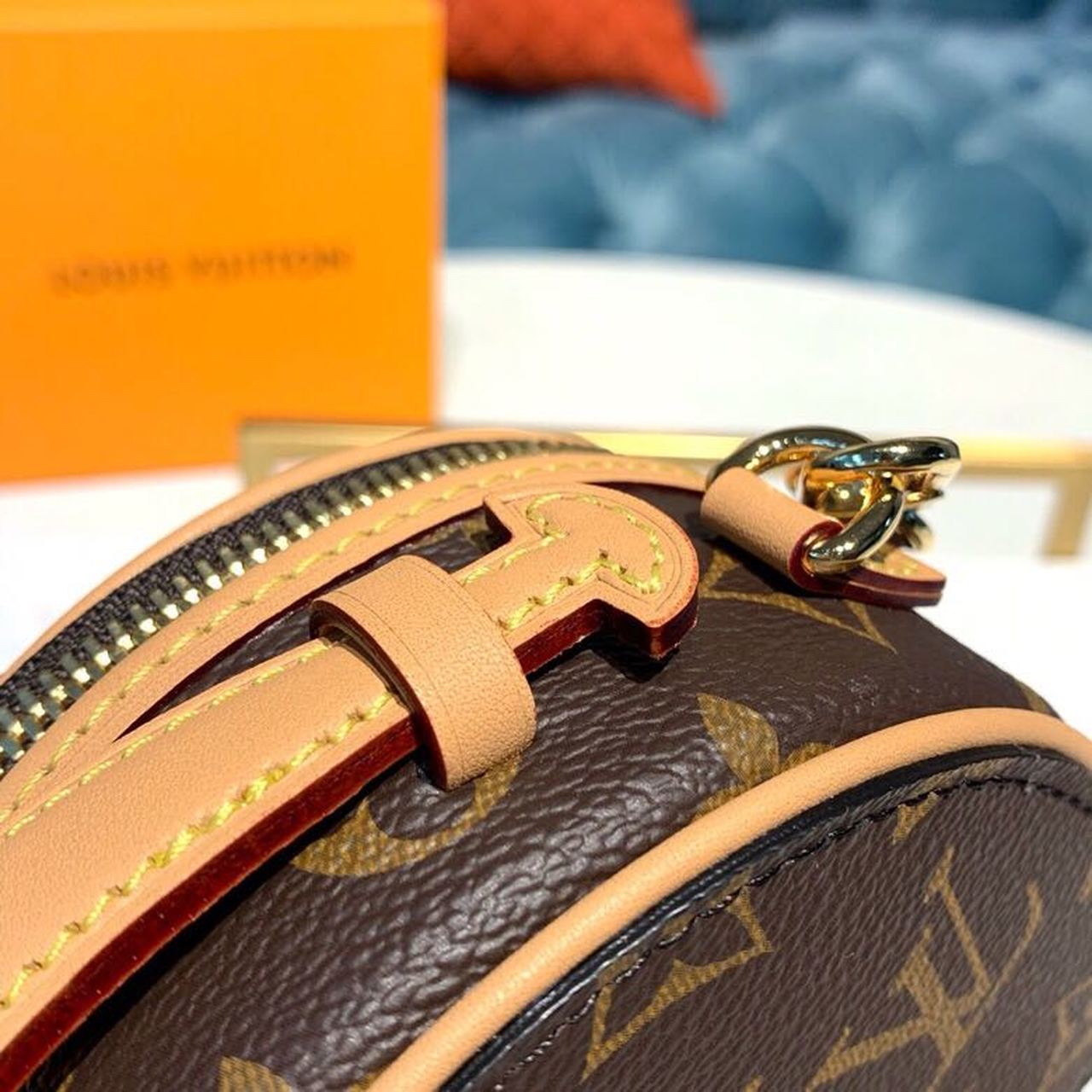 LV Mini Boite Chapeau Monogram Canvas For Women, WomenÃ¢â‚¬â„¢s Chain And Strap Wallet, Shoulder And Crossbody Wallet 5.1in/13cm LV M44699