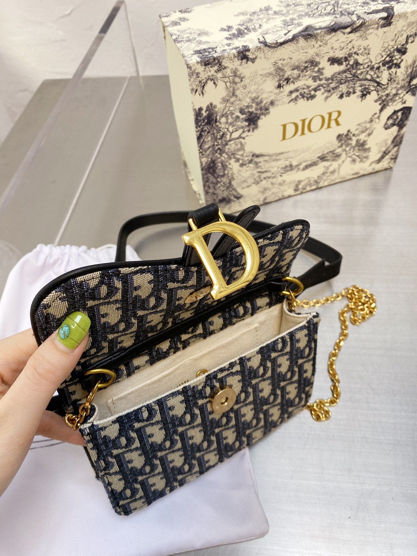 EN - New Arrival Bags DIR 048