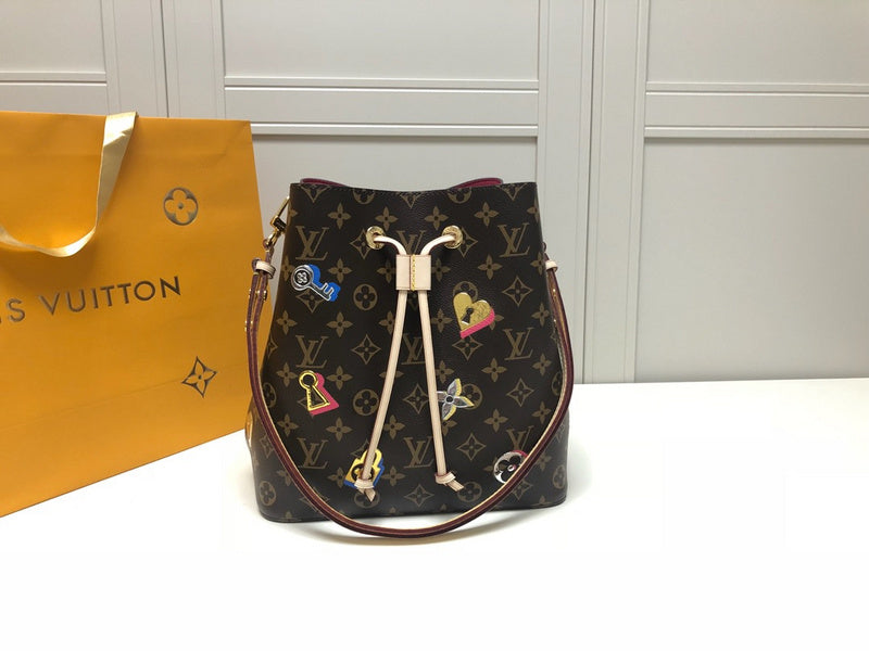 LOV2 Bags - Luxurious Bags  2058