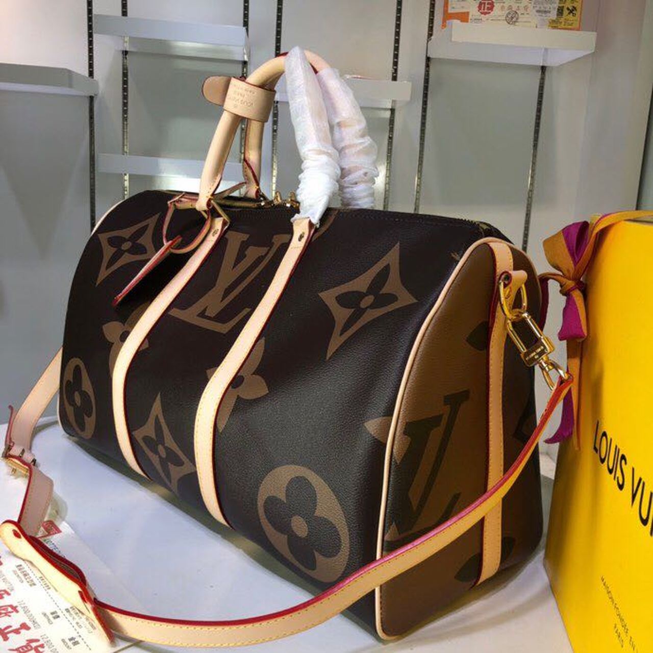 LV Keepall Bandouliere 50 Monogram and Monogram Reverse Canvas For Women, WomenÃ¢â‚¬â„¢s Handbags, Travel Bags 19.7in/50cm LV M44739