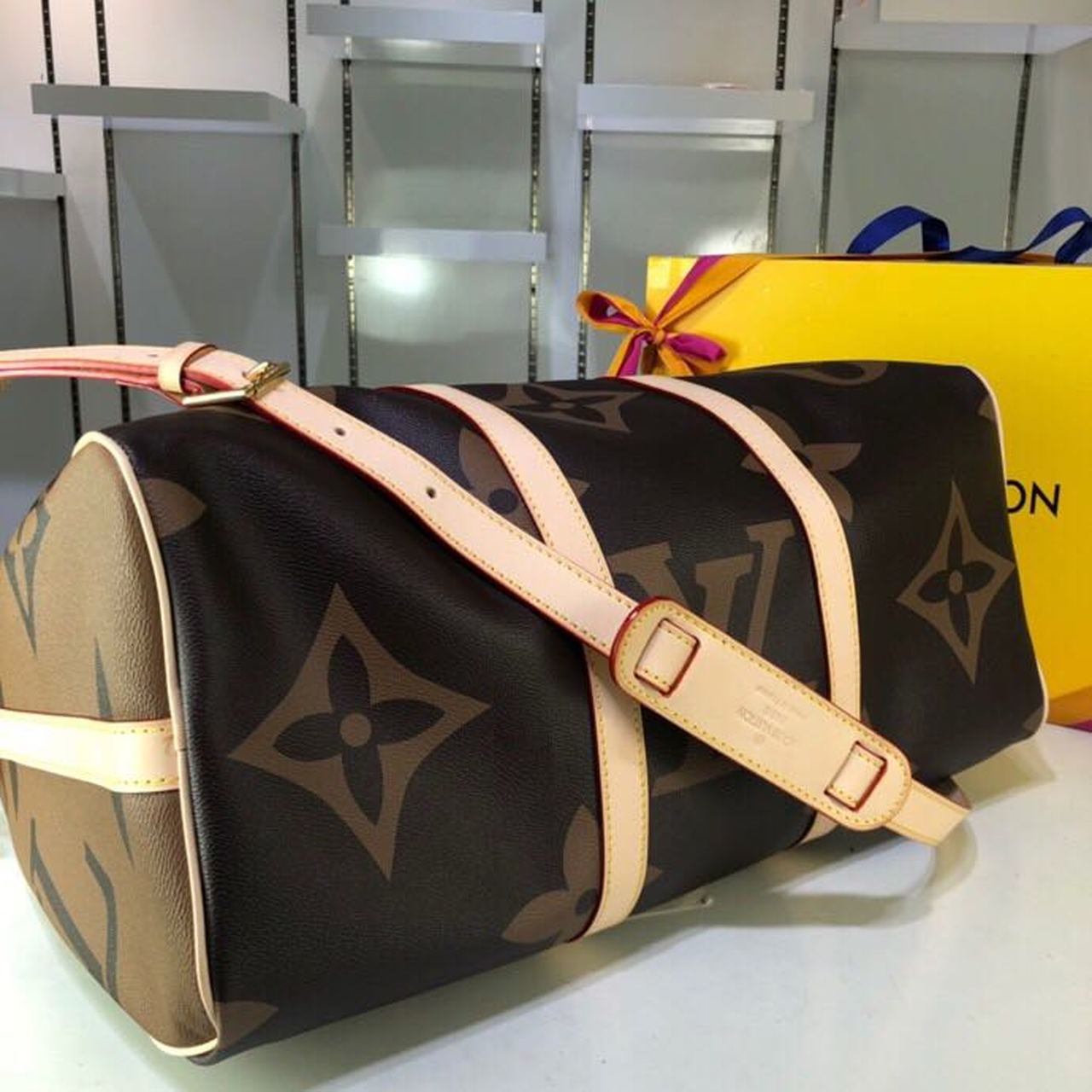 LV Keepall Bandouliere 50 Monogram and Monogram Reverse Canvas For Women, WomenÃ¢â‚¬â„¢s Handbags, Travel Bags 19.7in/50cm LV M44739