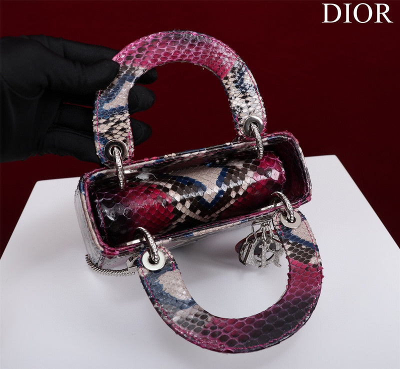 ELE - Dir Bags - 1700