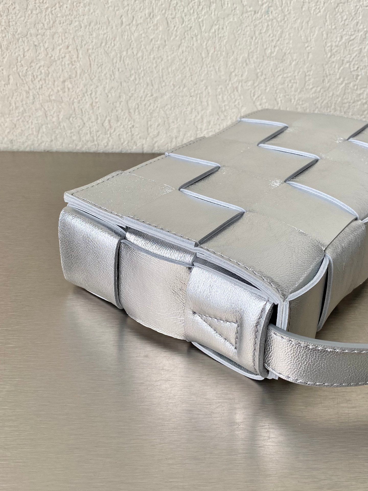 GLAMI Cassette Crossbody Bag Silver, For Women, Bags 9.1in/23cmÃ‚Â 