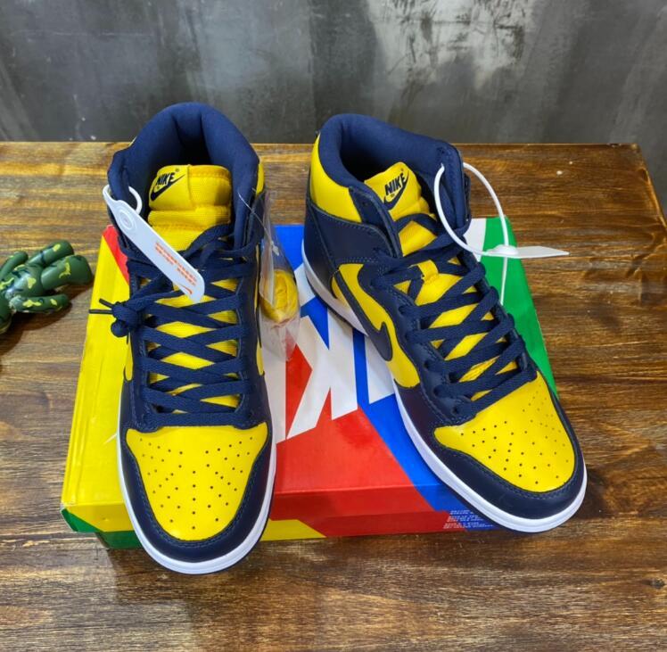 SAMC - NKE Shoes - 1684