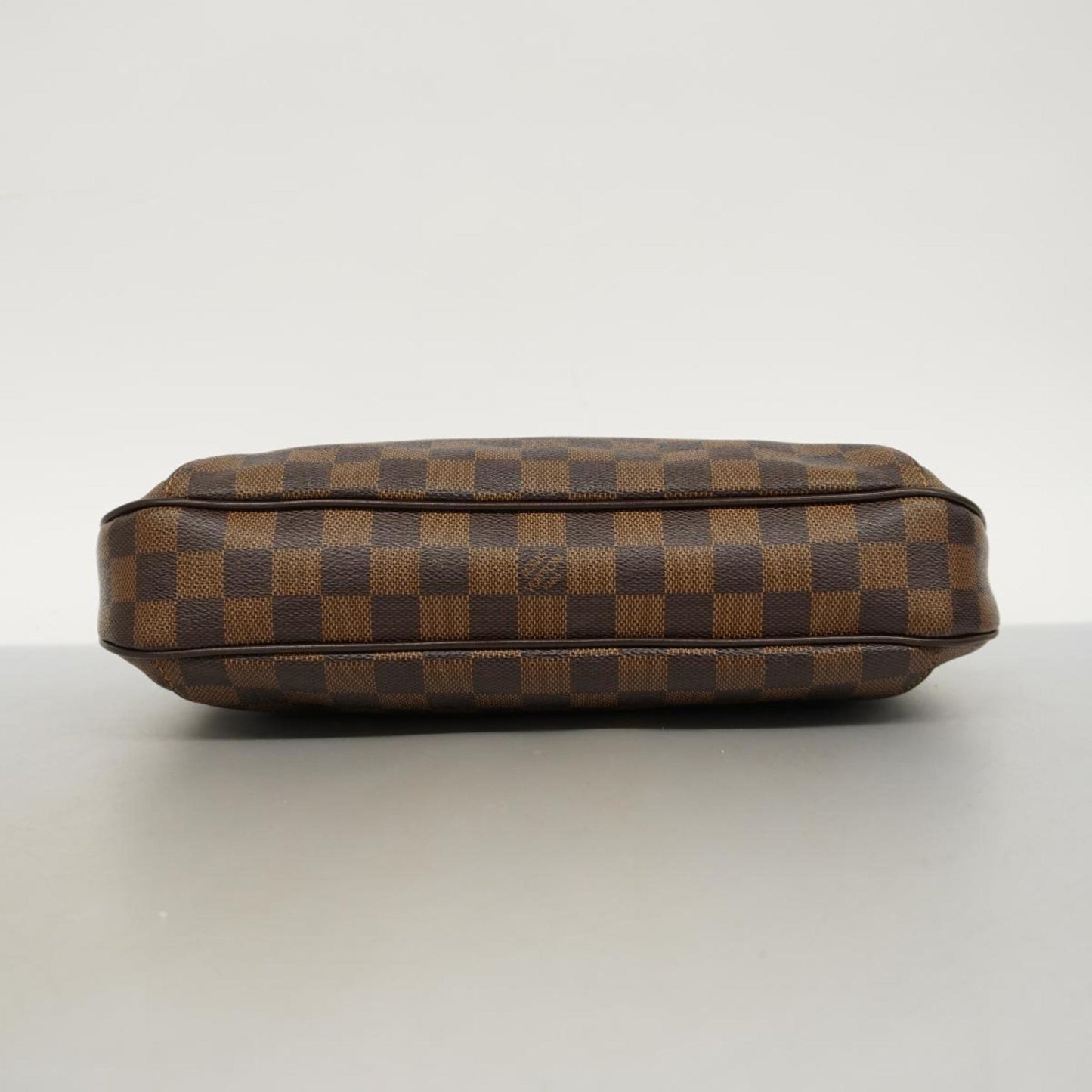 Louis Vuitton Thames  Leather Shopper Bag ()