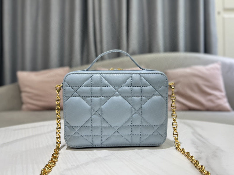 Glami Fashion - DIR Bags - 2024