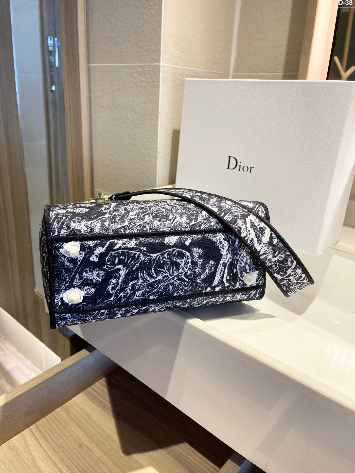 EN - New Arrival Bags DIR 301